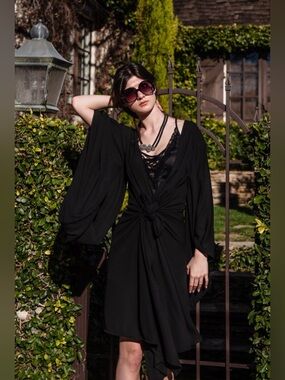 Jennafer Grace Chiffon Kimono Duster Wrap Dress in Black - XL